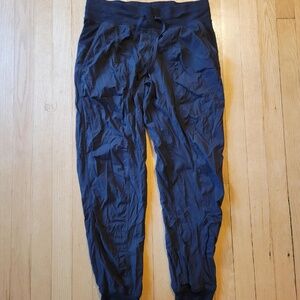Lululemon leggings size 8